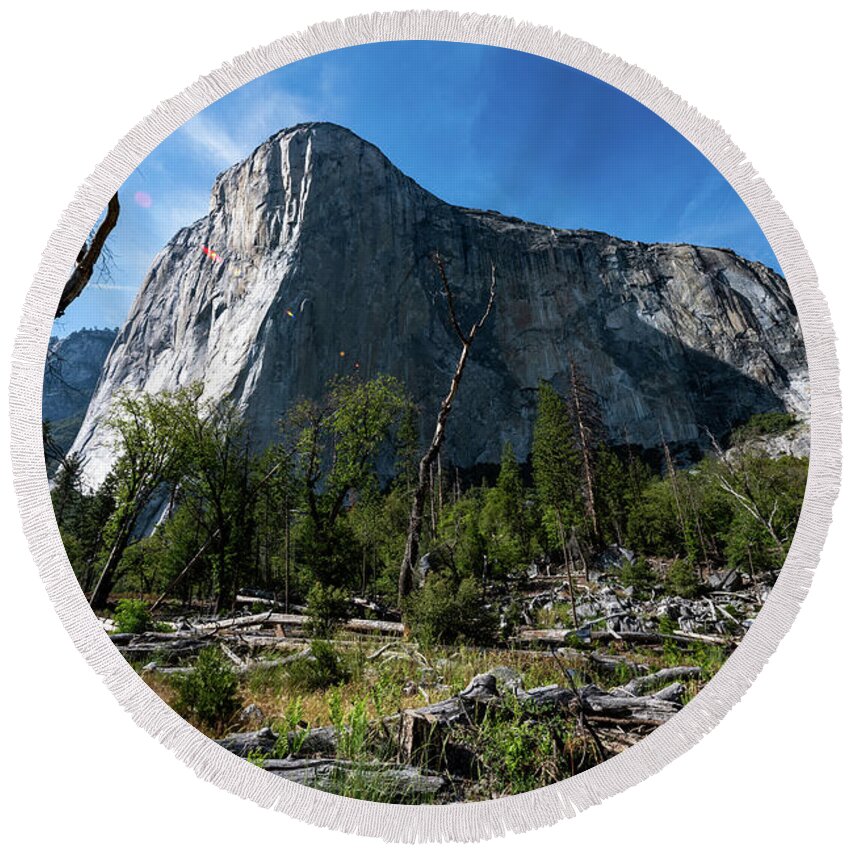 El Capitan Round Beach Towel featuring the photograph The Gravity of El Cap by Kevin Suttlehan