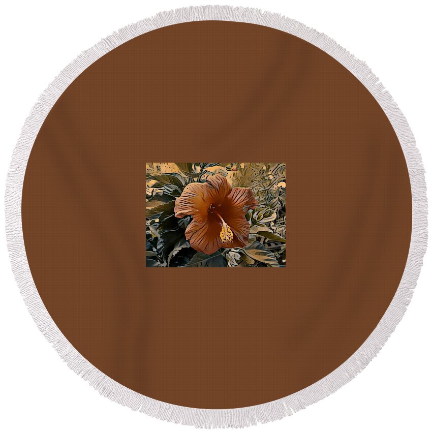 Hibiscus Round Beach Towel featuring the photograph The hibiscus by Steven Wills