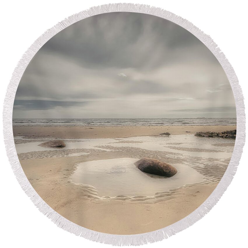 Wells Beach Round Beach Towel featuring the photograph Tide Pools at Wells Beach by Penny Polakoff