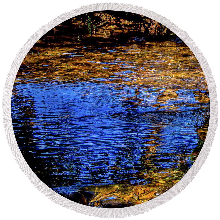 Autumn Round Beach Towel featuring the photograph Tranquil Reflection by Brian Shoemaker