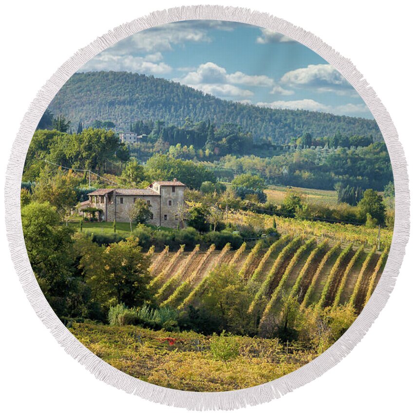 Tuscany Round Beach Towel featuring the photograph Tuscan Valley by Dave Bowman