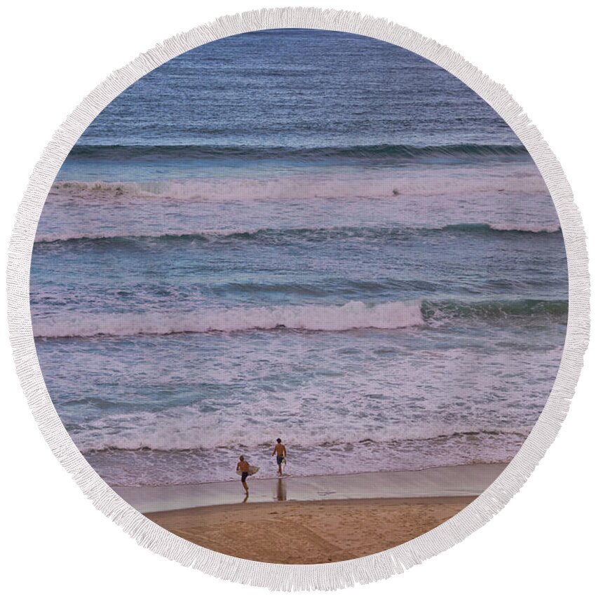 Lifestyle Ocean Art Round Beach Towel featuring the photograph Twilight Sprite by Az Jackson