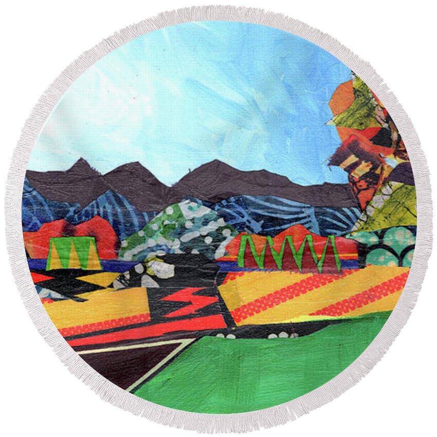 Abstract Art Round Beach Towel featuring the mixed media Afro - Landscape #1 by Everett Spruill