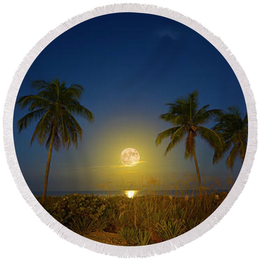 Moon Round Beach Towel featuring the photograph Vagabond Moon by Mark Andrew Thomas