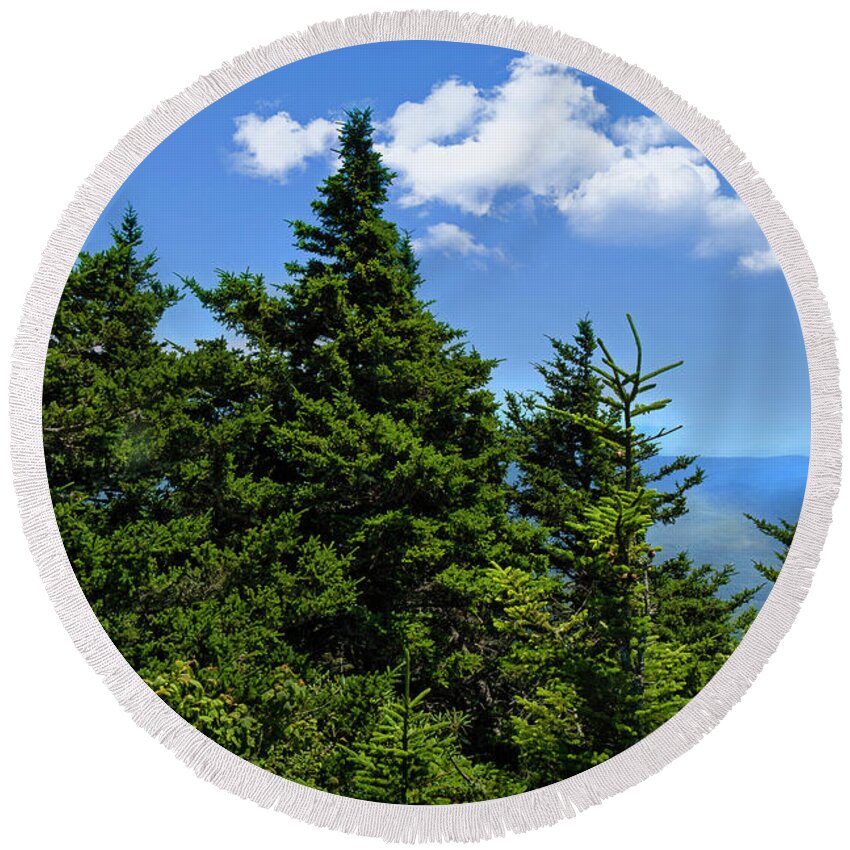 Pine Round Beach Towel featuring the photograph View from Grandfather Mountain by Shelia Hunt
