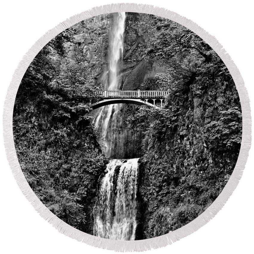 Postponed Destiny Round Beach Towel featuring the photograph Postponed Destiny -- Multnomah Falls at The Columbia River Gorge, Oregon by Darin Volpe