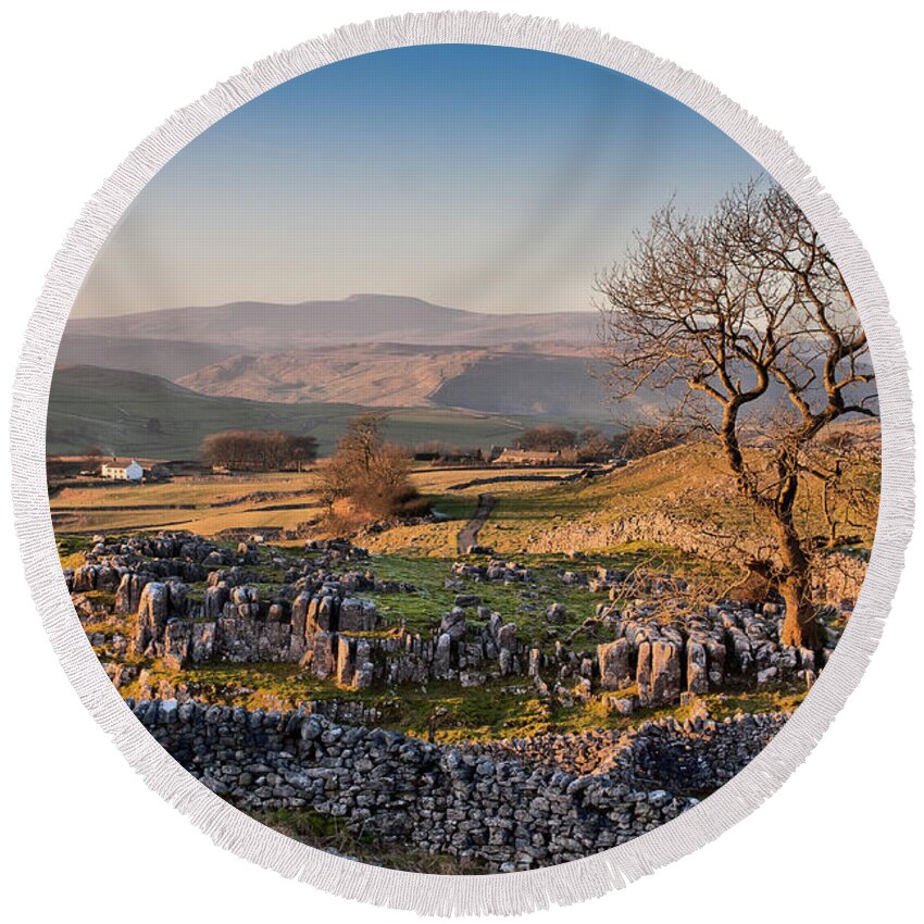 England Round Beach Towel featuring the photograph Winskill Stones by Tom Holmes