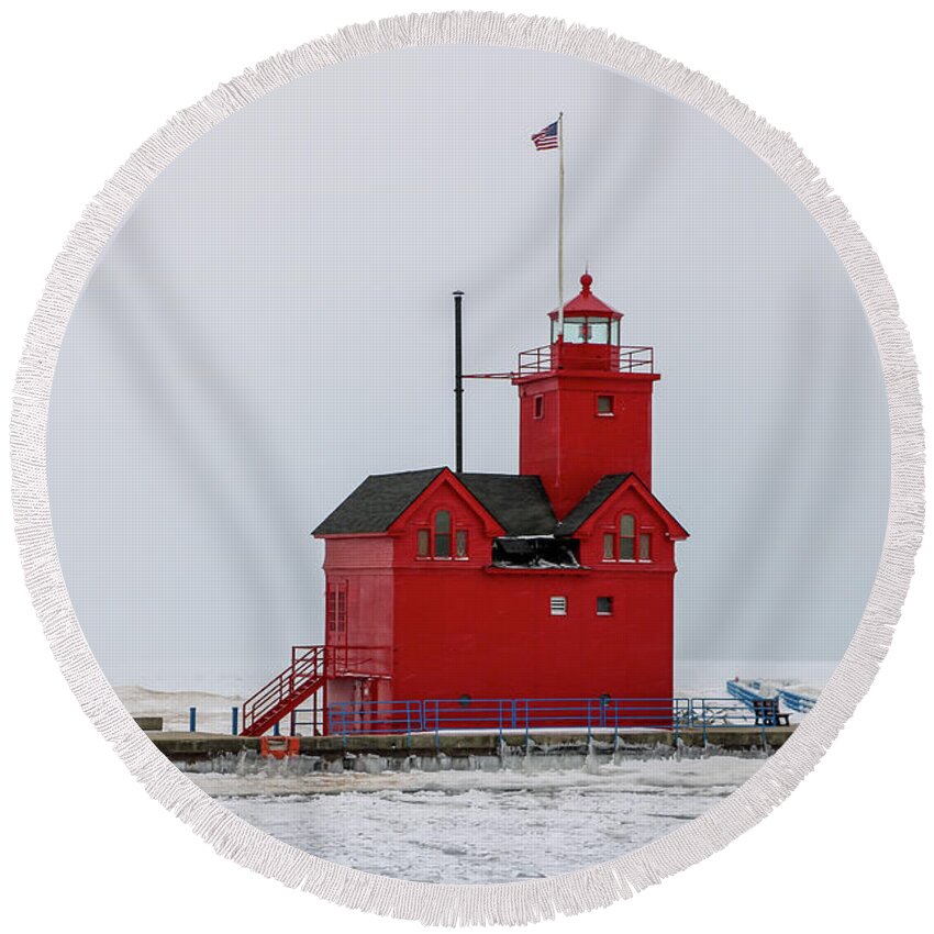 2022 Round Beach Towel featuring the photograph Winter Landscape at Big Red Lighthouse by Dawn Richards