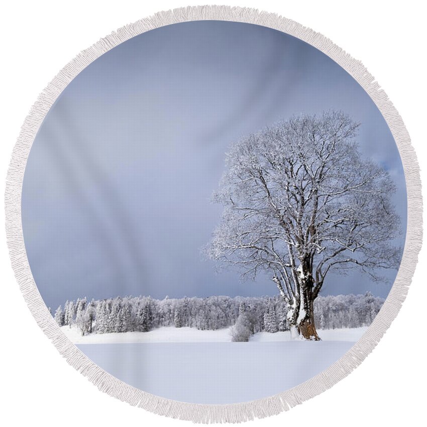 Mountain Round Beach Towel featuring the photograph Winter lights by Dominique Dubied