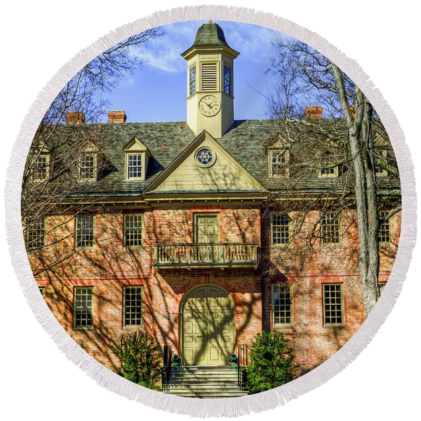 William And Mary Round Beach Towel featuring the photograph Wren Building Main Entrance by Jerry Gammon