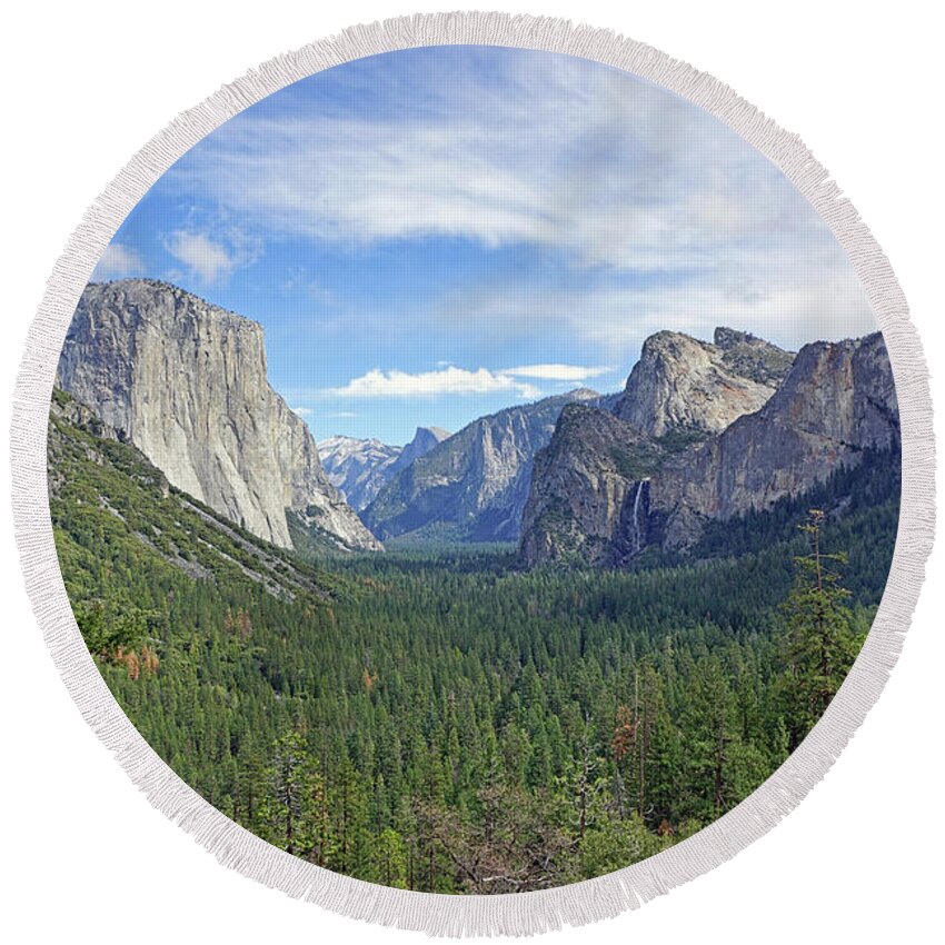 Landscape Round Beach Towel featuring the photograph Yosemite Tunnel View by Tom Watkins PVminer pixs