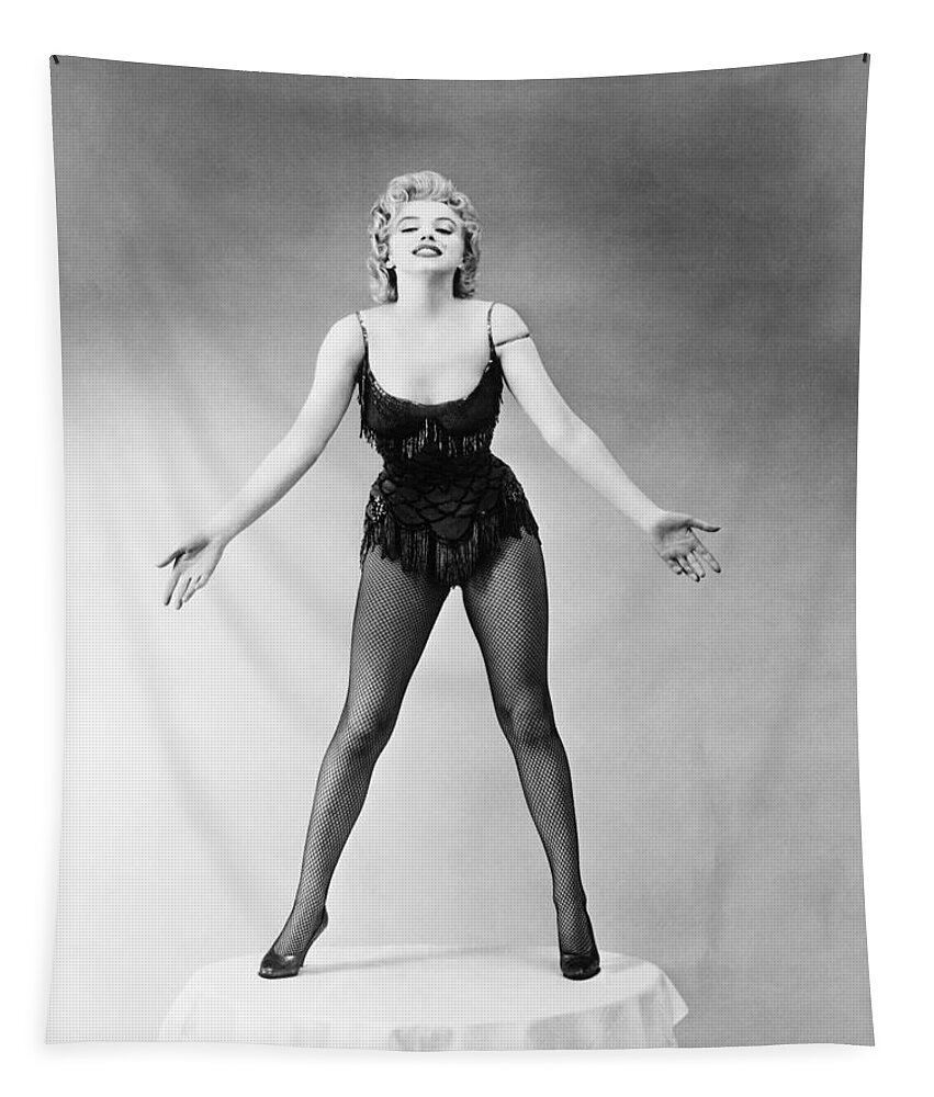 20th Century Tapestry featuring the photograph Marilyn Monroe (1926-1962) #25 by Granger