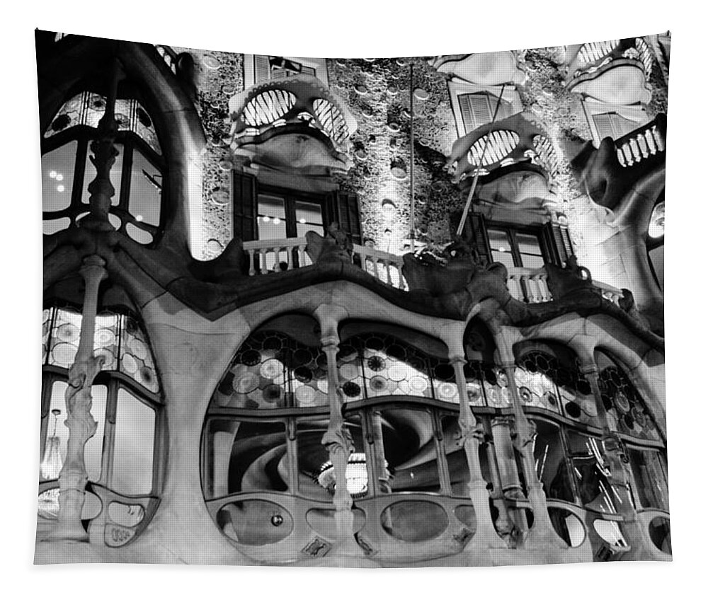 Barcelona Tapestry featuring the photograph Barcelona - Casa Batllo by AM FineArtPrints
