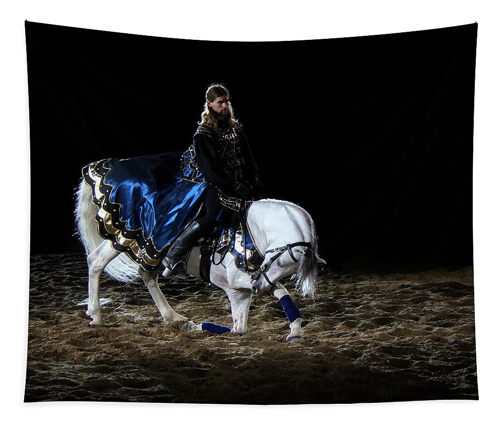 Animal Tapestry featuring the photograph Bow To The King by Davandra Cribbie