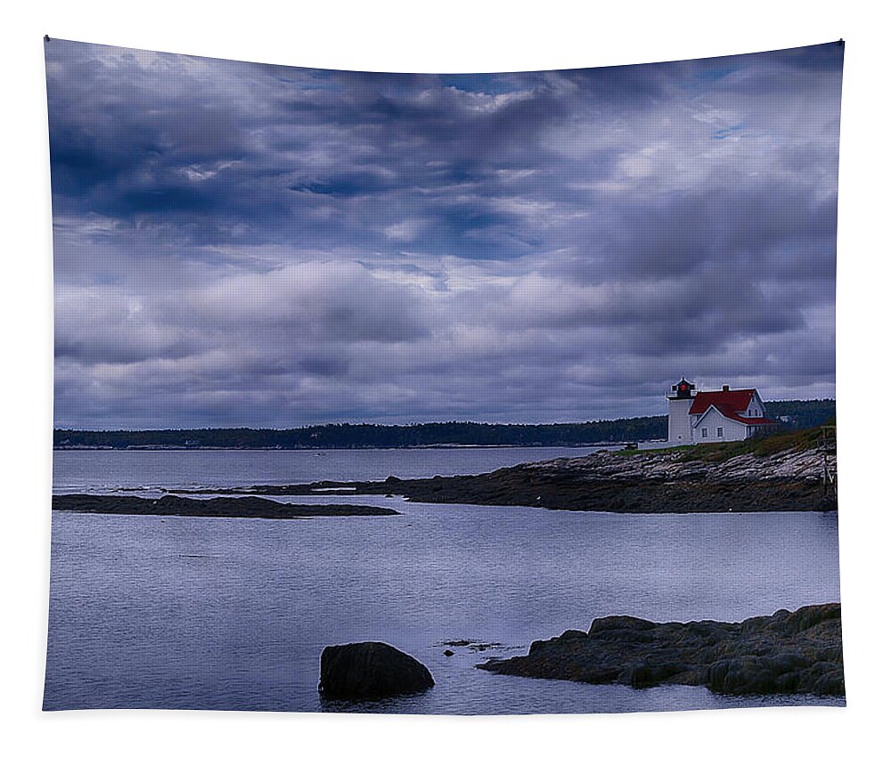 Augustin-jean Fresnel Tapestry featuring the photograph Hendricks Head Light by Jeff Folger