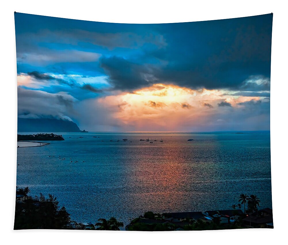 Hawaii Tapestry featuring the photograph Moon Glow by Dan McManus