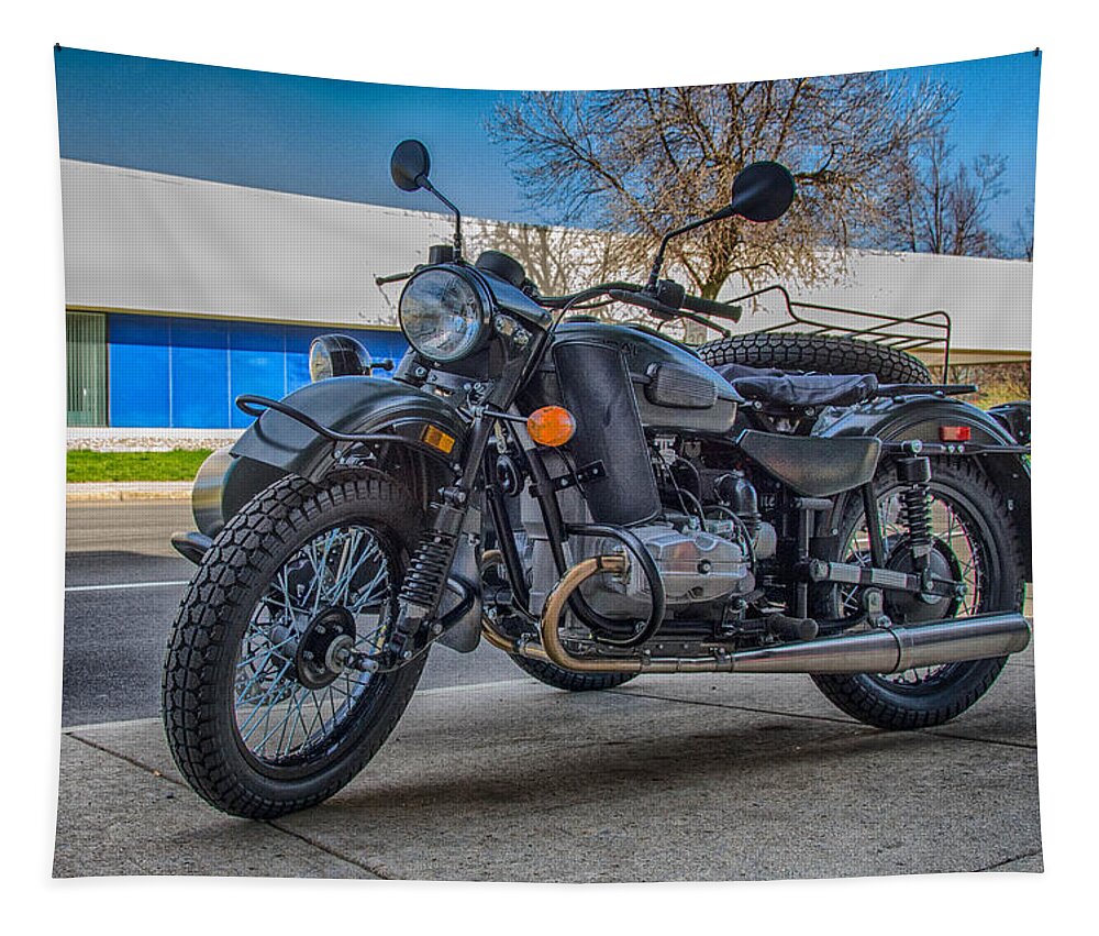 2wd Motorcycle Tapestry featuring the photograph Sidecar 1571 by Guy Whiteley