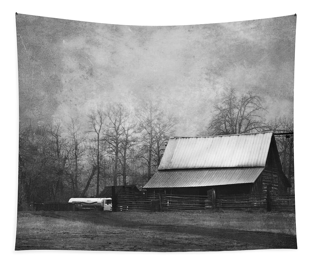 Vintage Tapestry featuring the photograph The Old Barn by Theresa Tahara