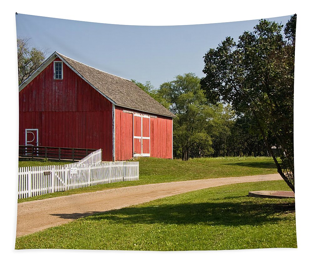 Barn Tapestry featuring the photograph The Red Barn by Sue Leonard