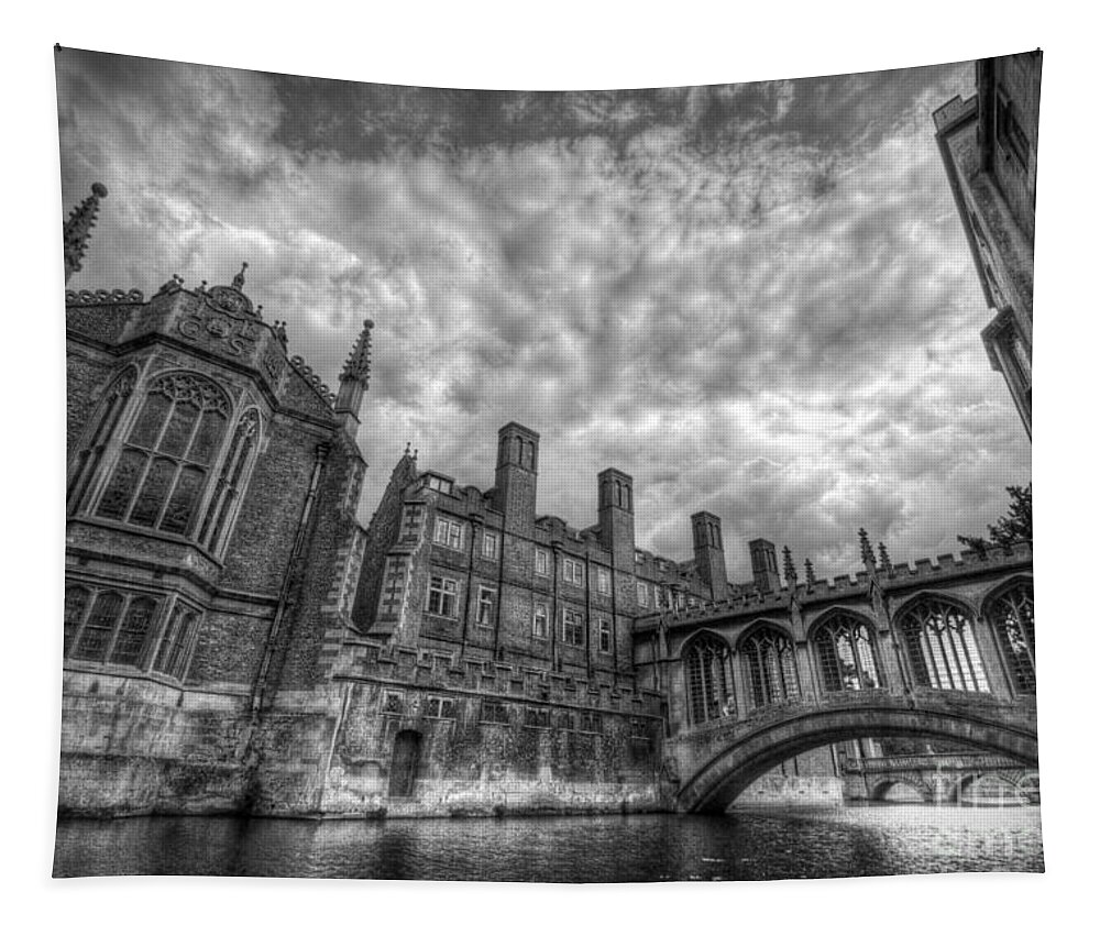 Art Tapestry featuring the photograph Bridge Of Sighs - Cambridge by Yhun Suarez