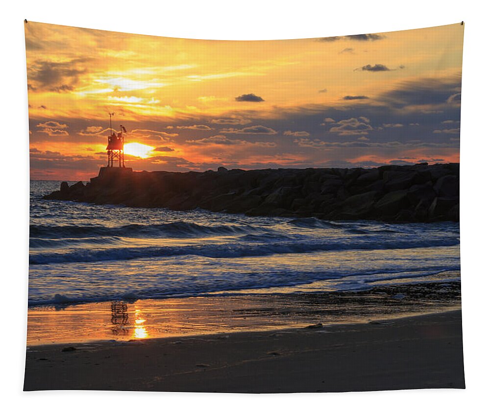 Sunrise Tapestry featuring the photograph Beautiful Morning by Travis Rogers