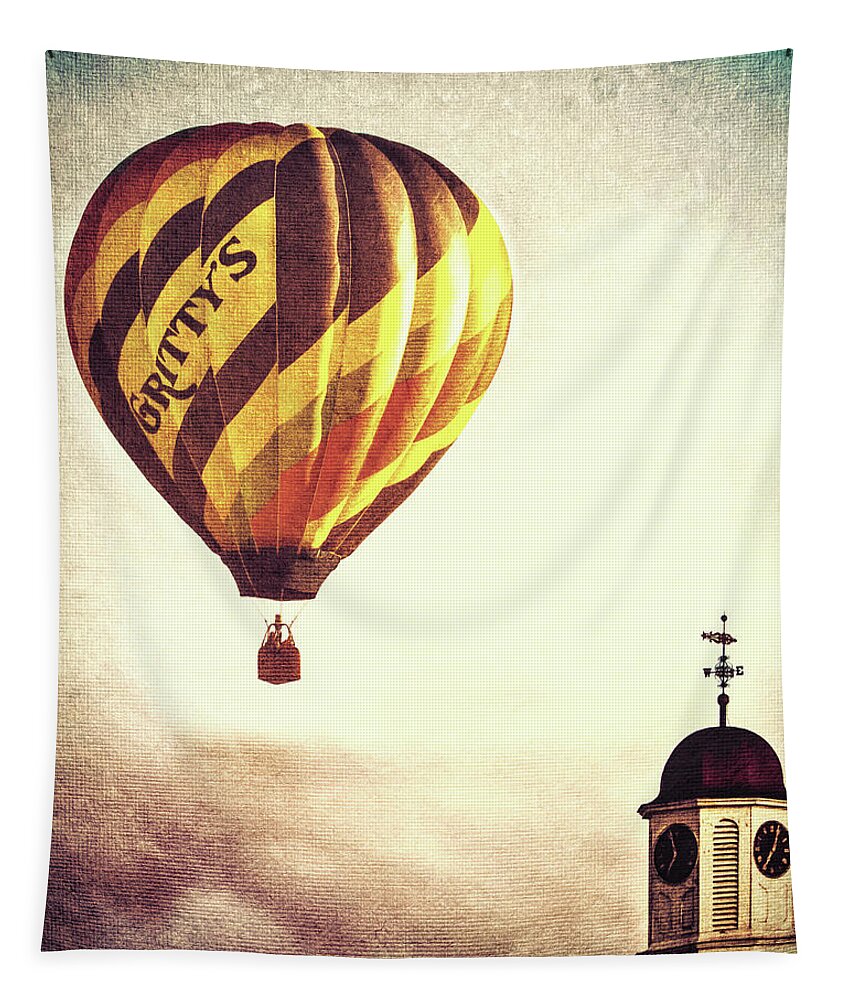 Gritties Tapestry featuring the photograph Gritty McDuffs Hot Air Balloon by Bob Orsillo