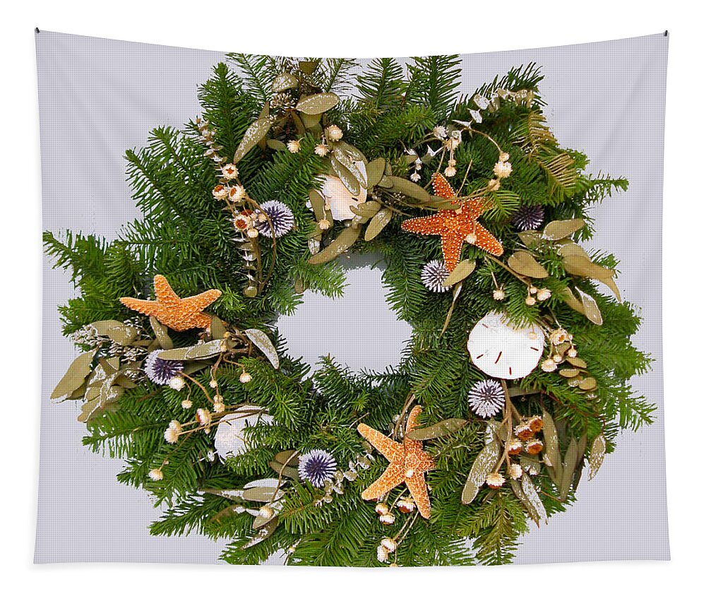 Sea Creatures Tapestry featuring the photograph Reef Wreath by Lin Grosvenor