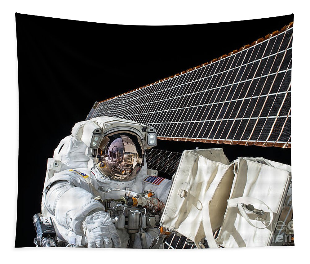 Astronomy Tapestry featuring the photograph Scott Kelly, Expedition 45, Second Eva by Science Source