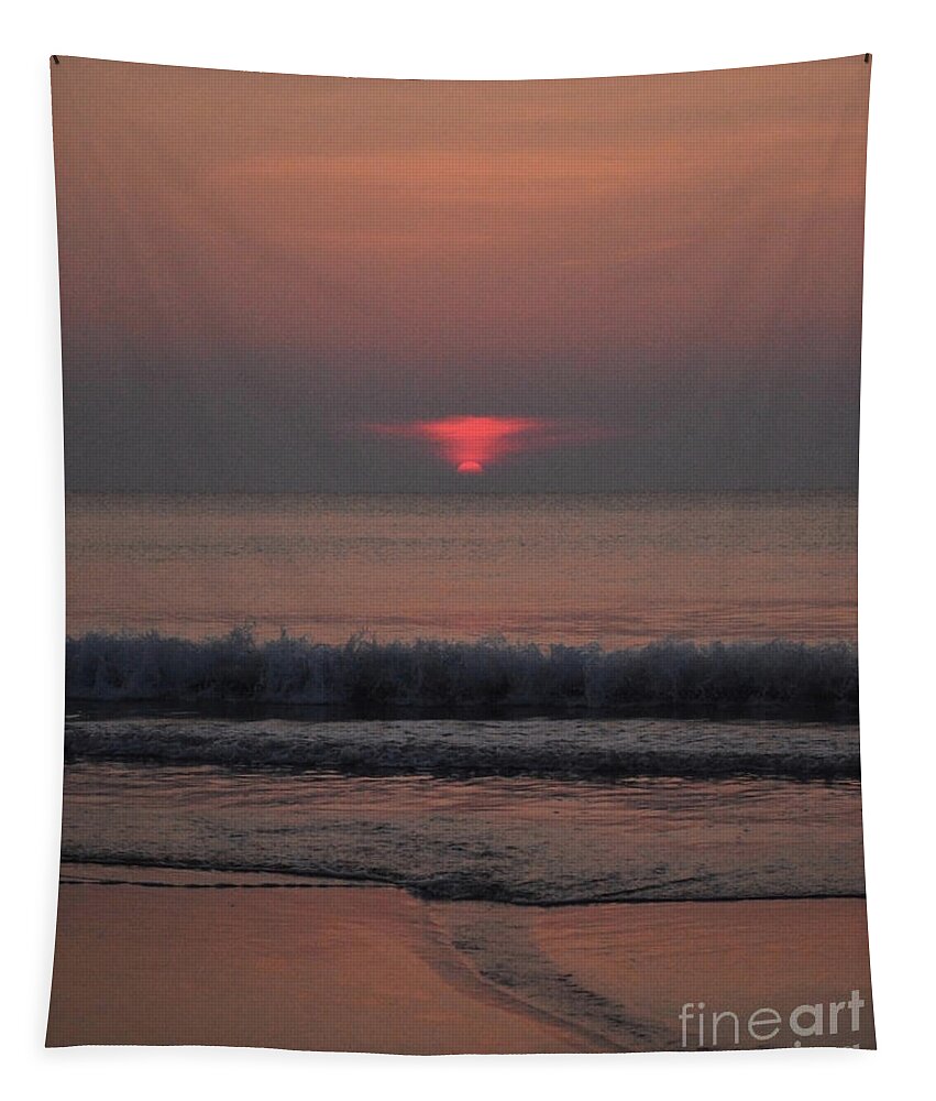 Sunrise Photos Tapestry featuring the photograph Slow and sultry sunrise by Julianne Felton