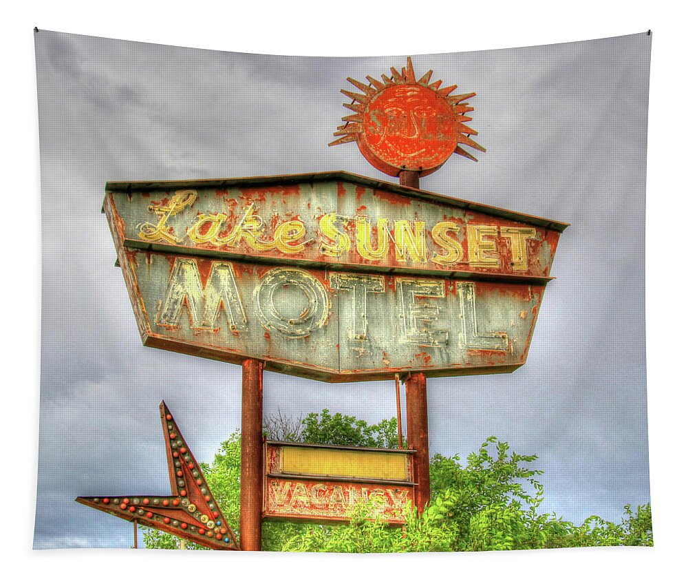 Motel Tapestry featuring the photograph Vacancies For Sure by J Laughlin