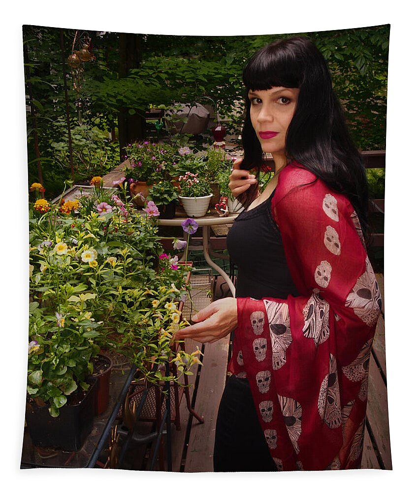 Dorothy_lee Tapestry featuring the photograph Welcome To The Garden by Dorothy Lee