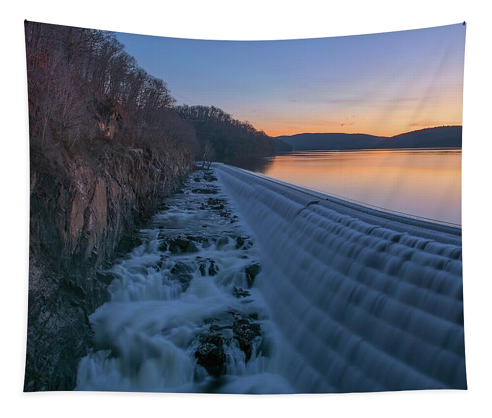 Dawn Tapestry featuring the photograph Ying Or Yang by Angelo Marcialis