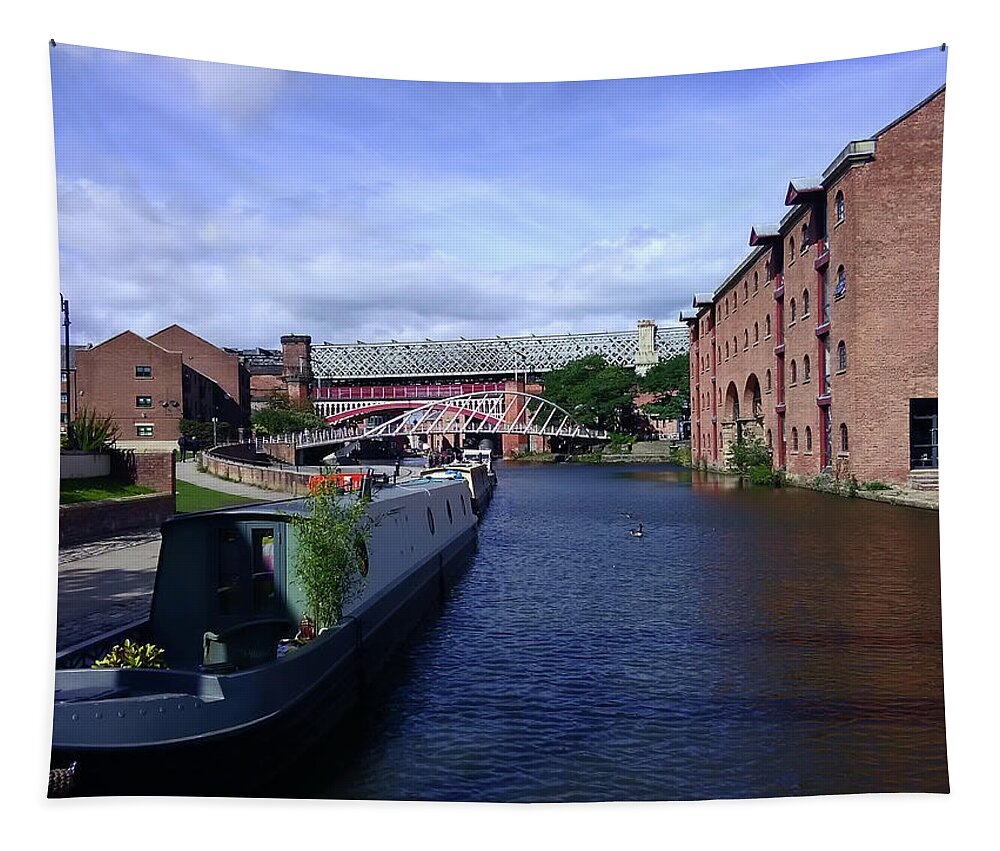 Manchester Tapestry featuring the photograph 13/09/18 MANCHESTER. Castlefields. The Bridgewater Canal. by Lachlan Main