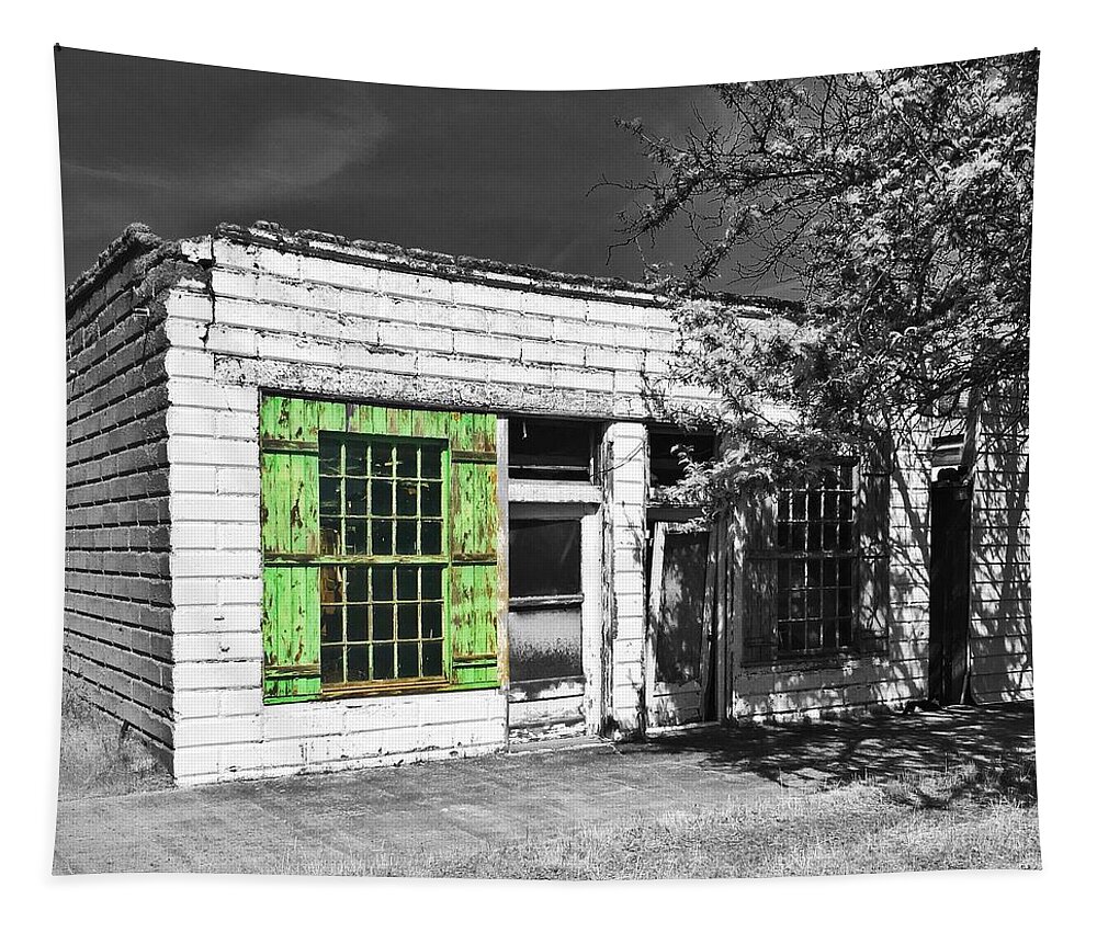 Abandoned Tapestry featuring the photograph Marlin Abandoned Building by Jerry Abbott