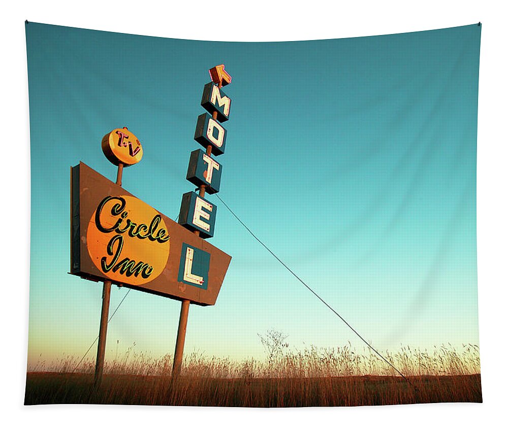 Motel Tapestry featuring the photograph Circle Inn Color by Todd Klassy