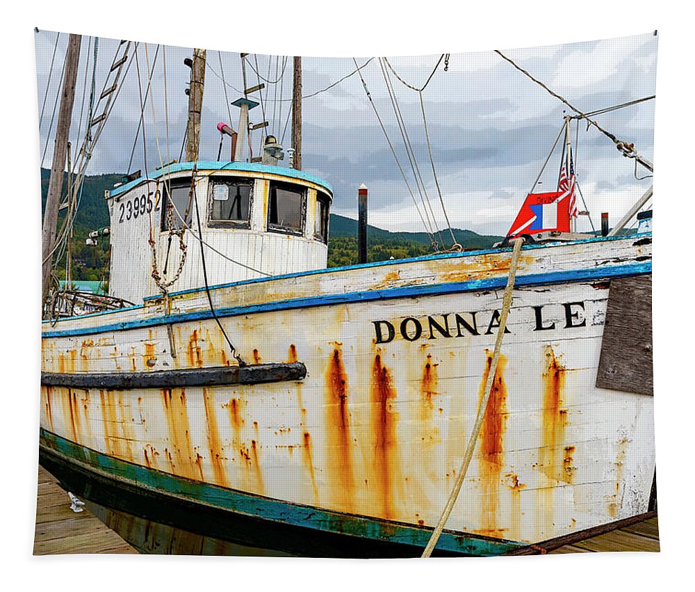 Fishing Boats Tapestry featuring the photograph Donna Lee by Larry Waldon