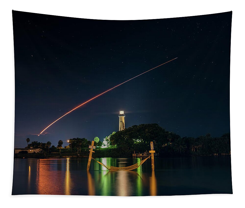 Jupiter Lighthouse Tapestry featuring the photograph Jupiter Lighthouse SpaceX Rocket Launch by Kim Seng