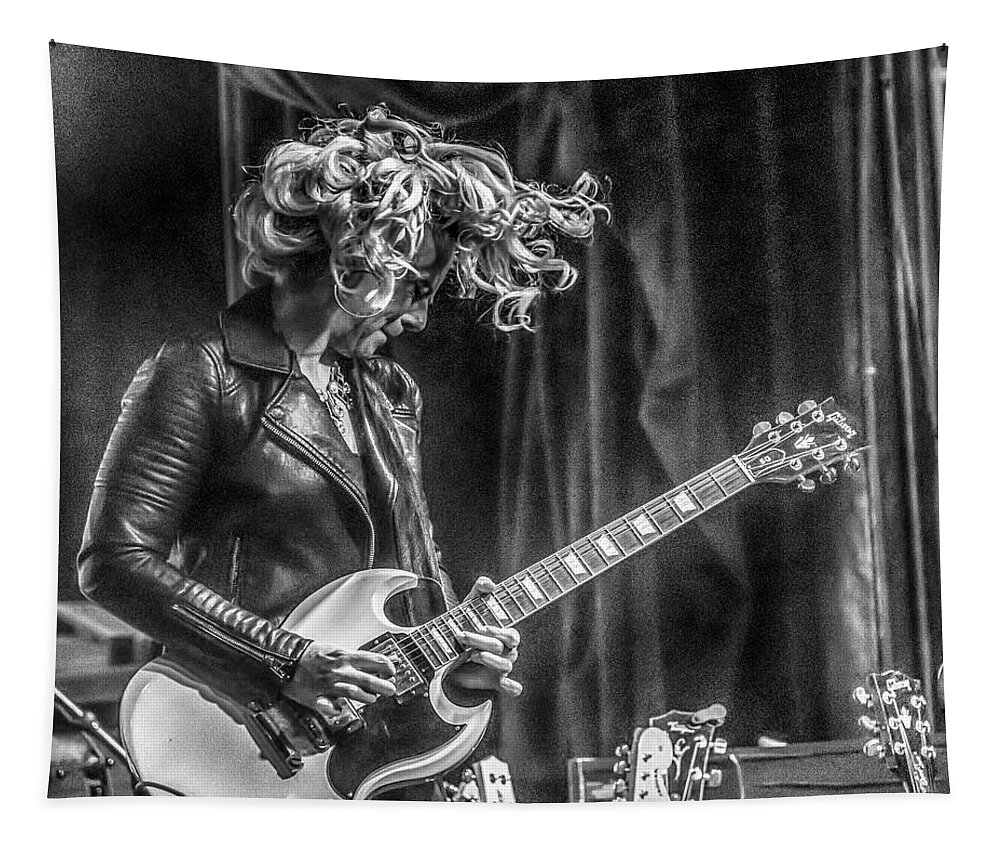 Samantha Fish Tapestry featuring the photograph Samantha Fish in Black and white by Alan Goldberg