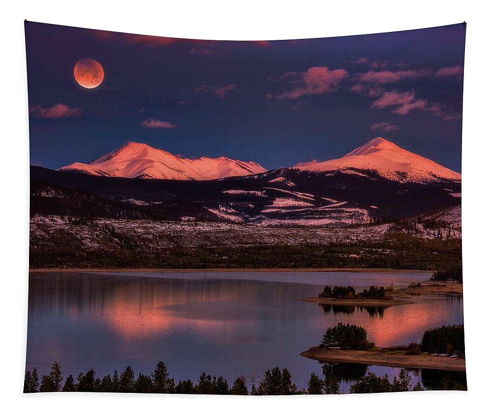 Blood Moon Tapestry featuring the photograph Super Wolf Blood Moonrise by Darren White