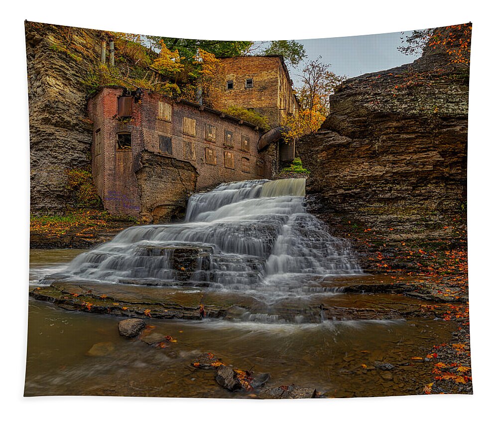 Waterfalls Tapestry featuring the photograph Wells Falls by Rod Best