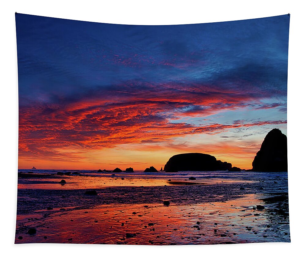 Amazing Whaleshead Beach Sunset Tapestry featuring the photograph Amazing Whaleshead beach sunset by Lynn Hopwood