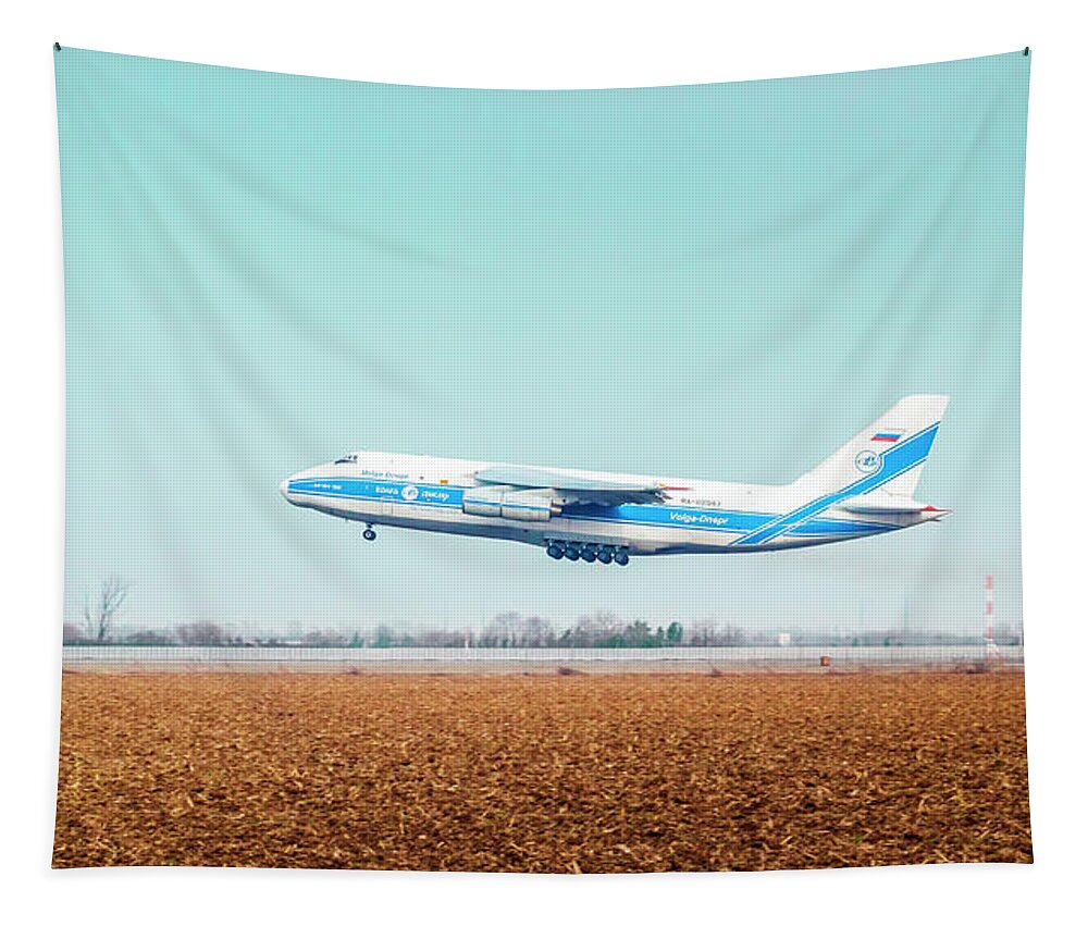 Aeroplane Tapestry featuring the photograph Antonov An-124 Ruslan taking off by Helga Novelli