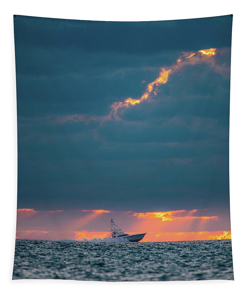 Sunrise Tapestry featuring the photograph Getting the day started by Edgar Estrada