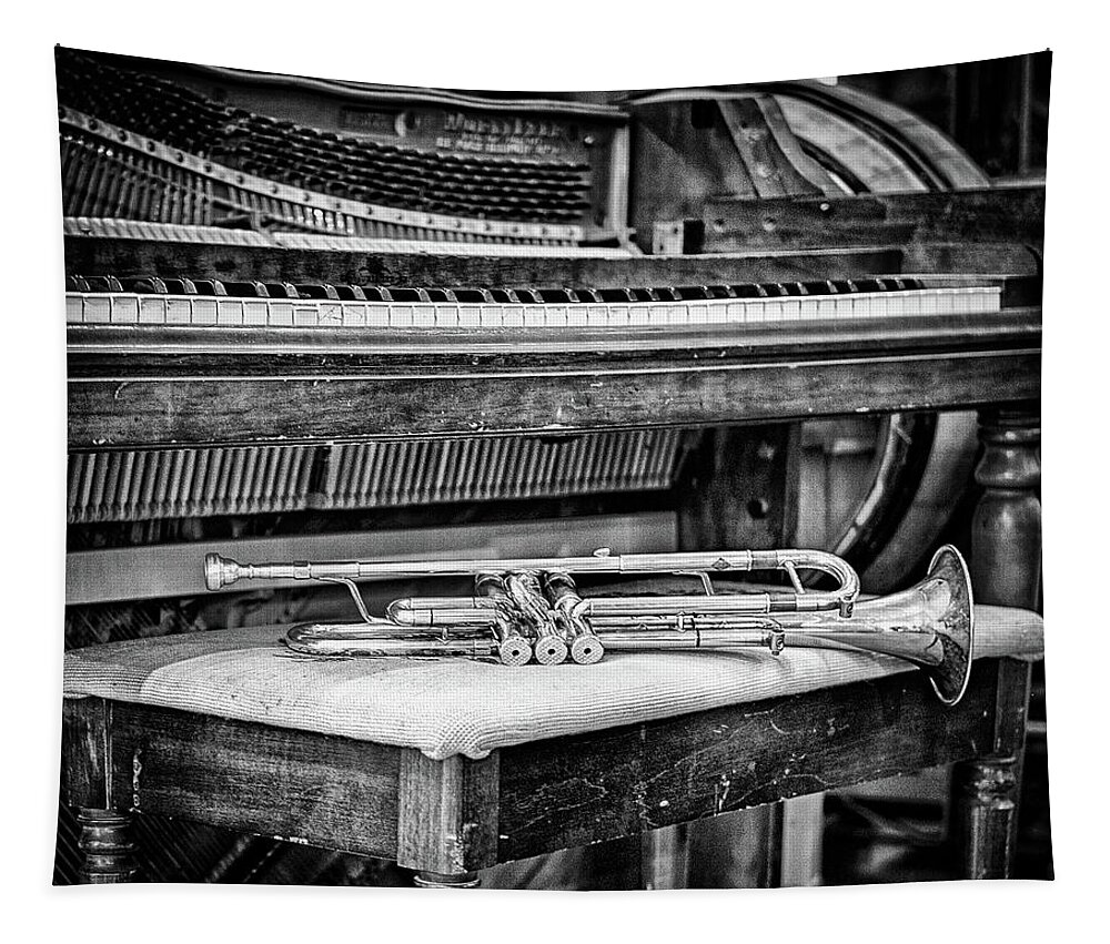 Piano Tapestry featuring the photograph Last Set by Scott Wyatt