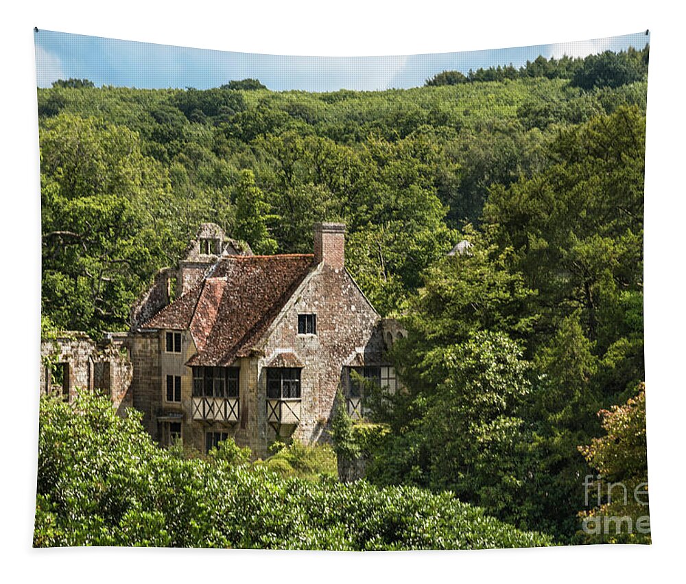 Horizontal Tapestry featuring the photograph Scotney Old Castle by Catherine Sullivan