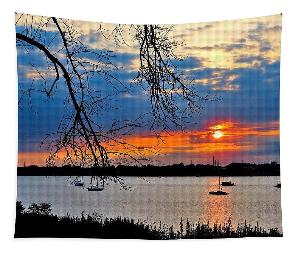Sunset Tapestry featuring the photograph Sundown Over Philadelphia by Linda Stern