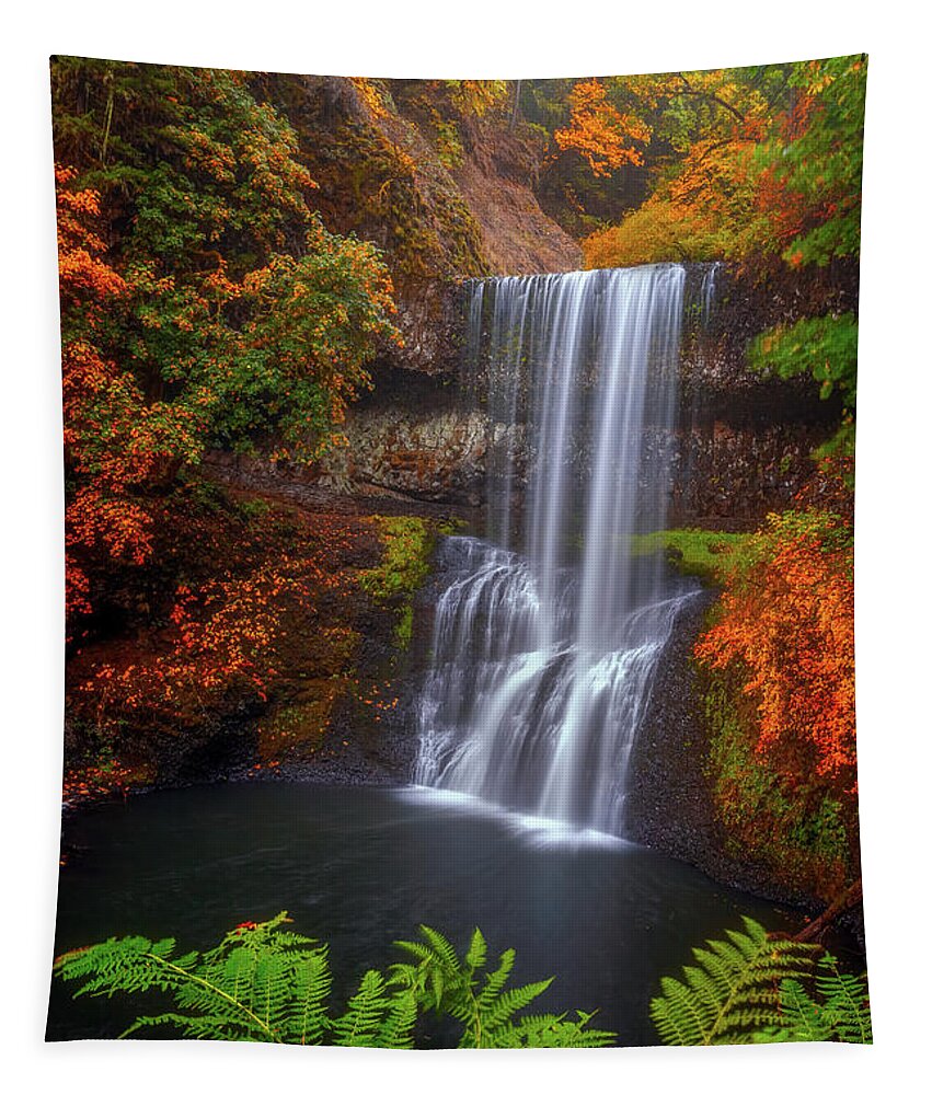 Oregon Tapestry featuring the photograph Surrounded By Color by Darren White
