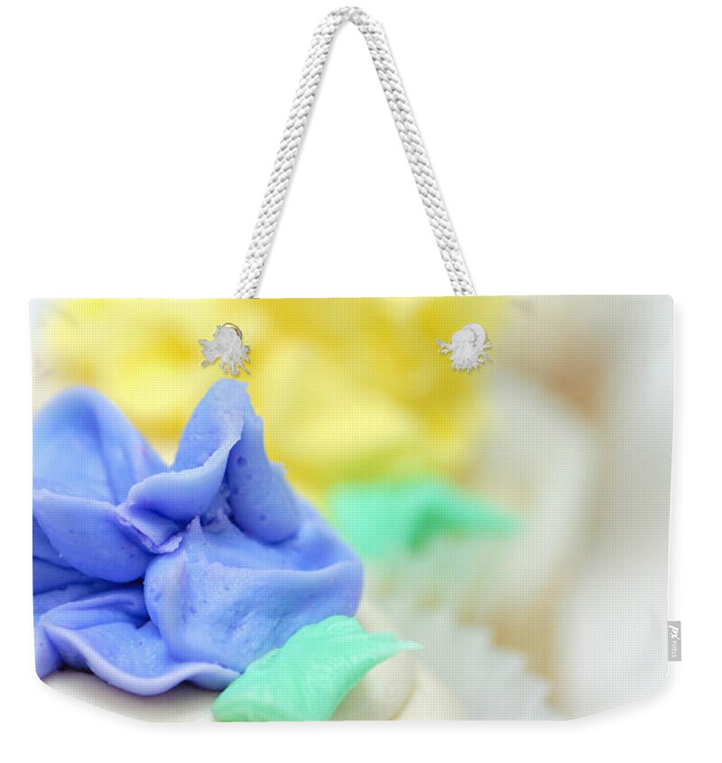 Baked Goods Weekender Tote Bag featuring the photograph Cupcakes Shallow Depth of Field #1 by Amy Cicconi
