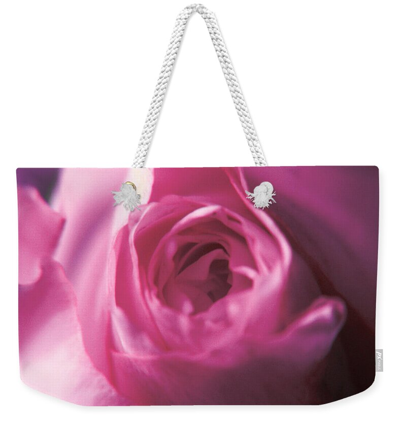 Flower Weekender Tote Bag featuring the photograph Lwv10042 #1 by Lee Winter