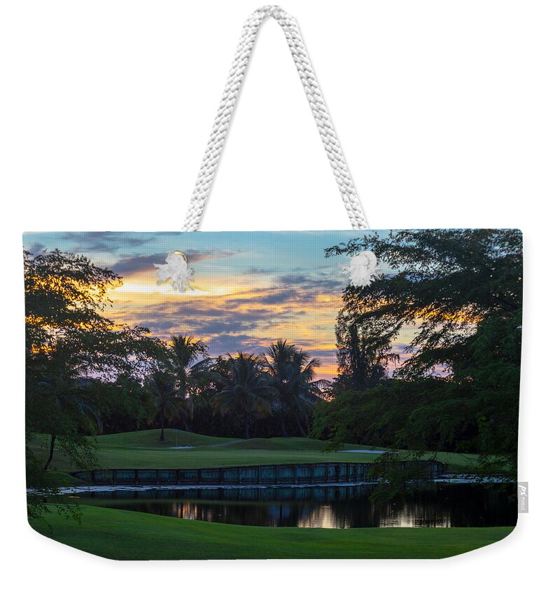 15th Hole Weekender Tote Bag featuring the photograph 15th Green at Hollybrook by Ed Gleichman